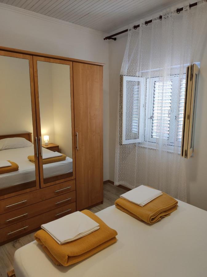Apartments Katica เมทายนา ภายนอก รูปภาพ