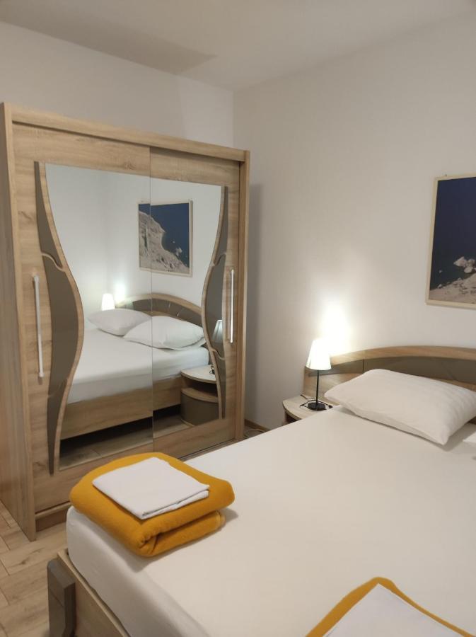 Apartments Katica เมทายนา ภายนอก รูปภาพ