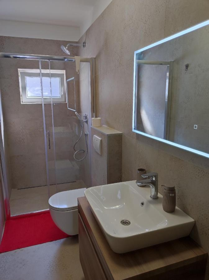 Apartments Katica เมทายนา ภายนอก รูปภาพ