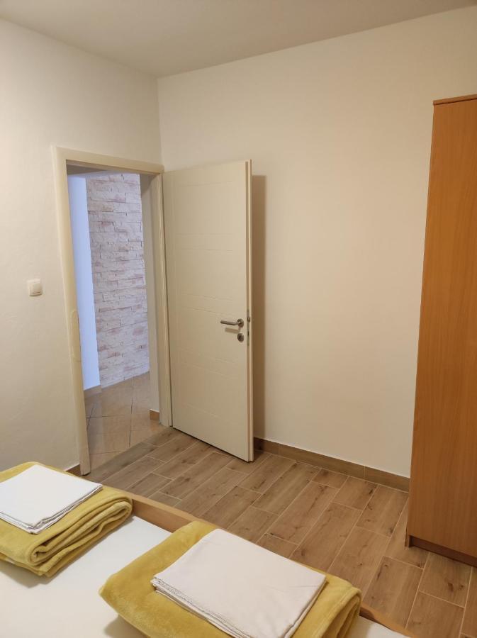 Apartments Katica เมทายนา ภายนอก รูปภาพ