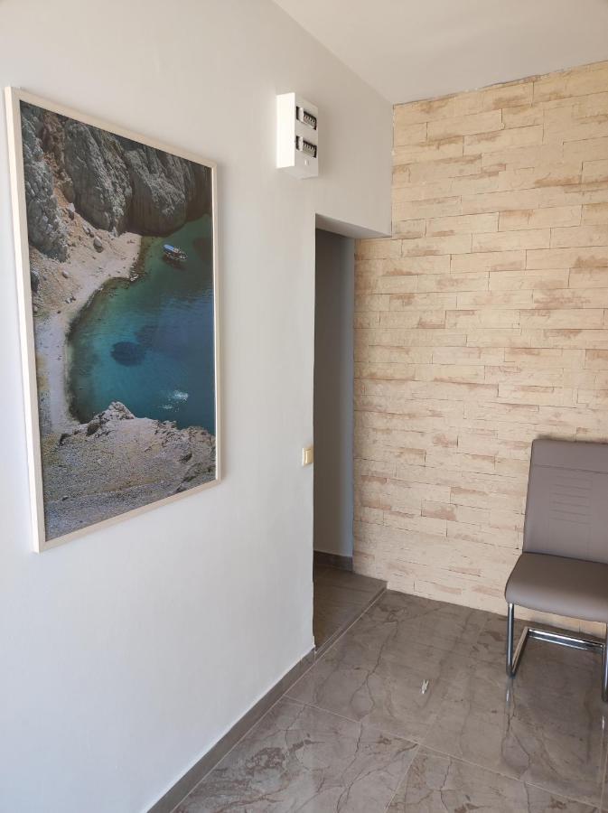 Apartments Katica เมทายนา ภายนอก รูปภาพ